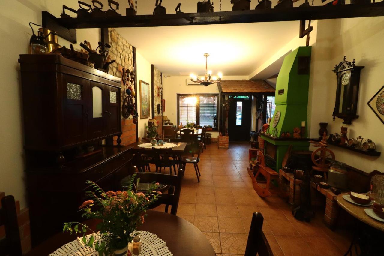 Karczma Pod Jesionem Hotel Brdow Ngoại thất bức ảnh