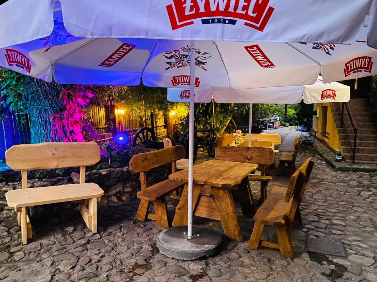 Karczma Pod Jesionem Hotel Brdow Ngoại thất bức ảnh