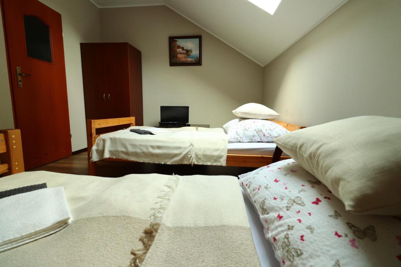 Karczma Pod Jesionem Hotel Brdow Ngoại thất bức ảnh
