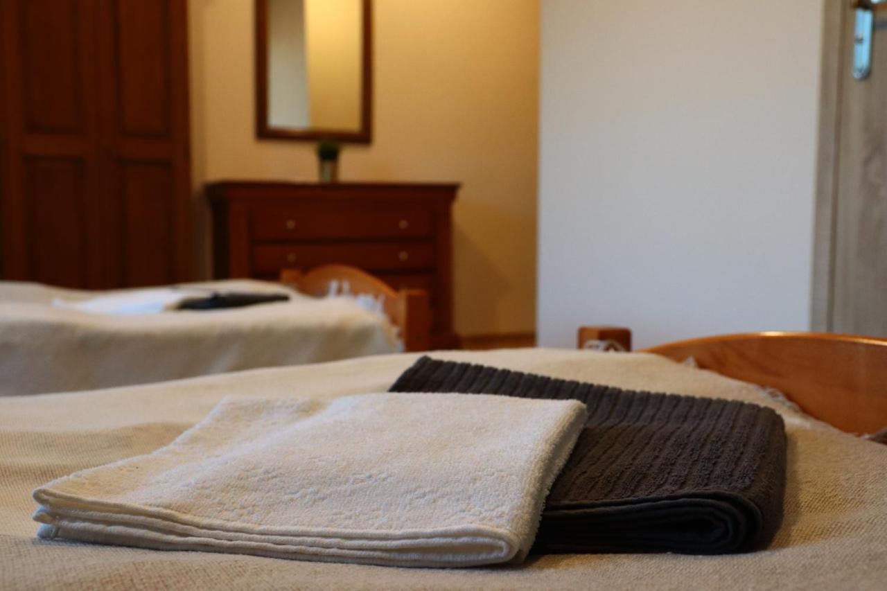 Karczma Pod Jesionem Hotel Brdow Ngoại thất bức ảnh