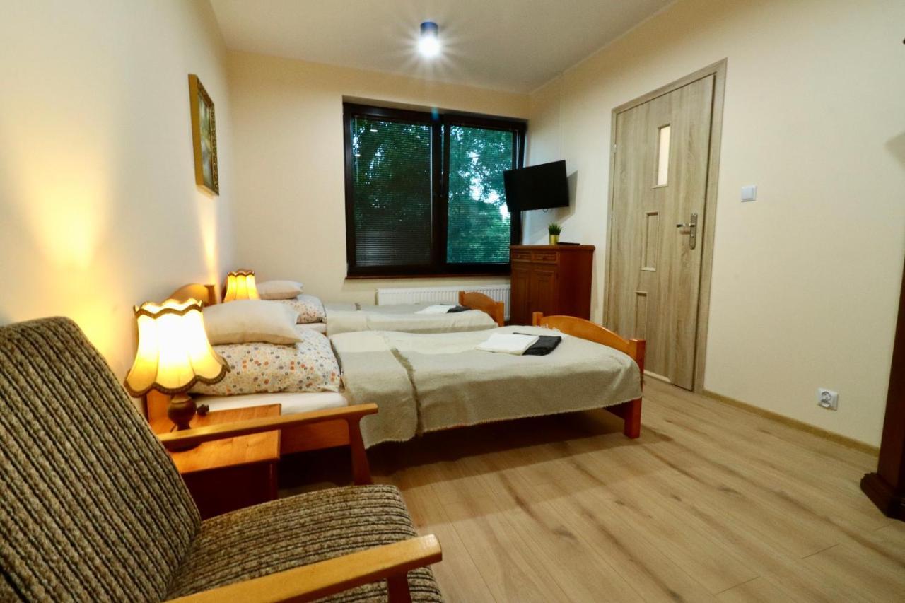 Karczma Pod Jesionem Hotel Brdow Ngoại thất bức ảnh