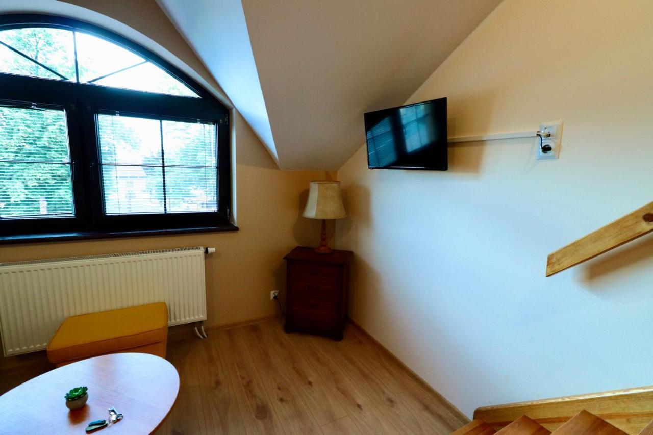 Karczma Pod Jesionem Hotel Brdow Ngoại thất bức ảnh